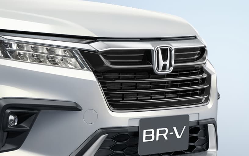 กระจังหน้าแบบ Piano Black